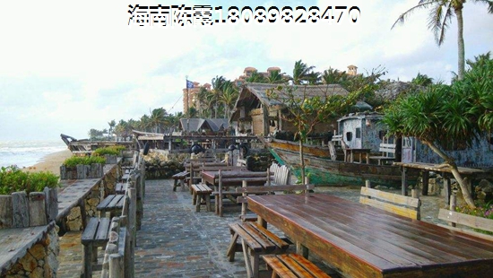 綠地領(lǐng)海廣場VS君御分析對(duì)比